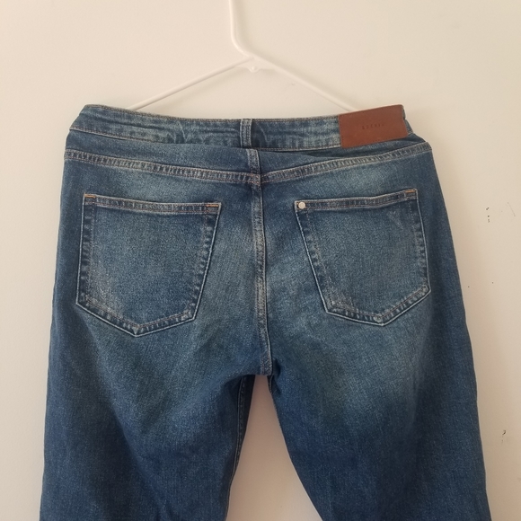 H&M Distressed Girlfriend Jeans - Picture 4 of 4